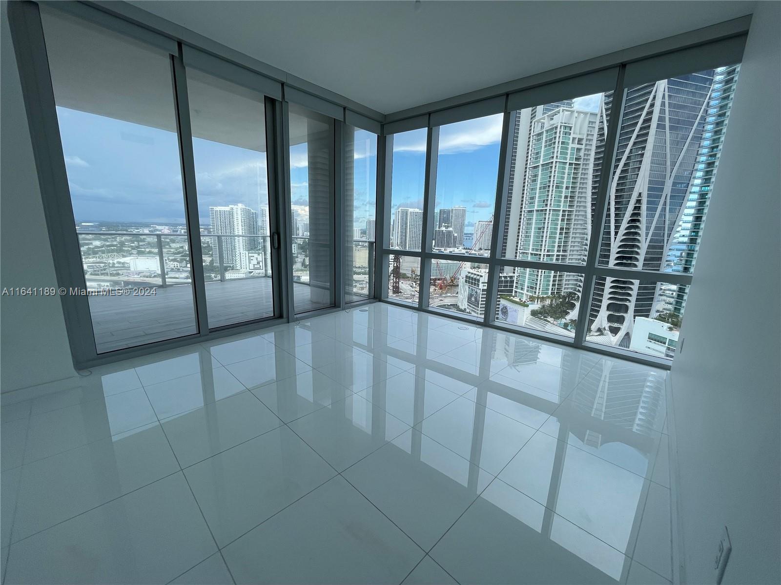 851 NE 1st Ave #2301, Miami, Florida image 17