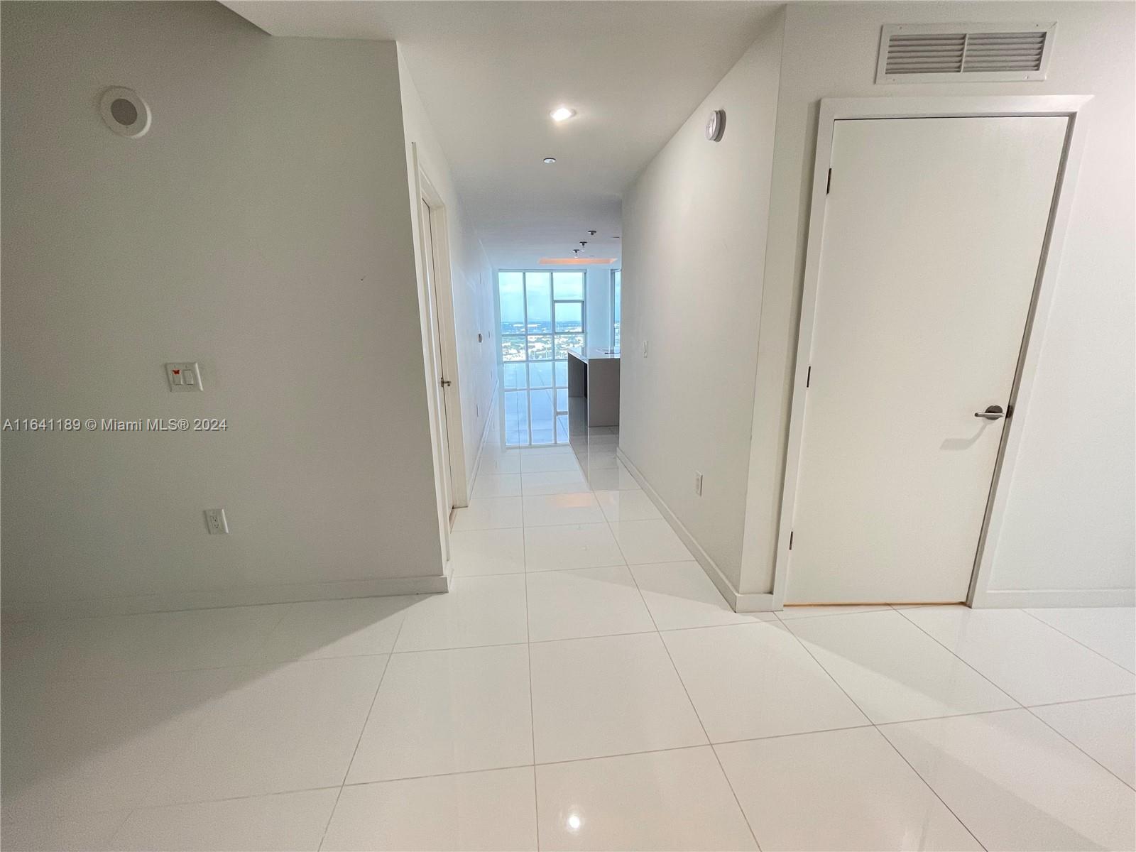 851 NE 1st Ave #2301, Miami, Florida image 24