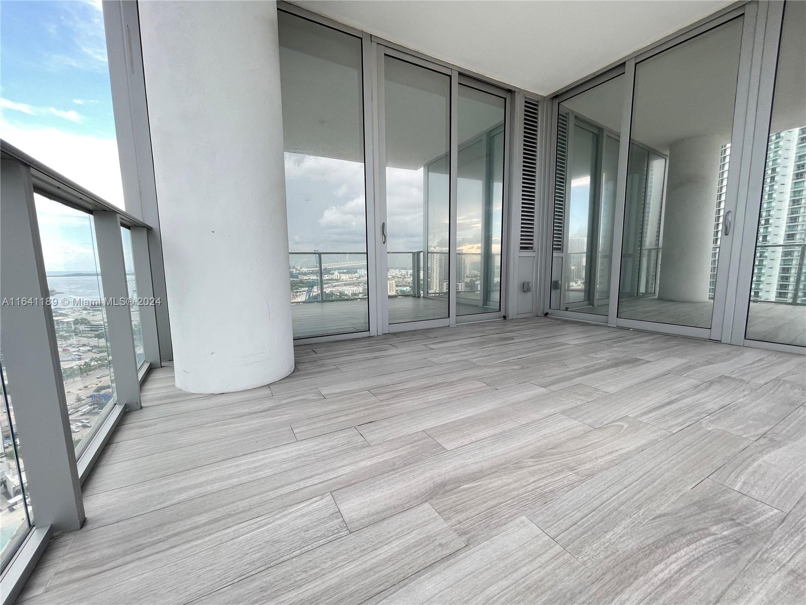 851 NE 1st Ave #2301, Miami, Florida image 34