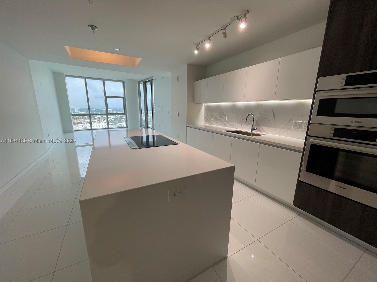 851 NE 1st Ave #2301, Miami, Florida image 37