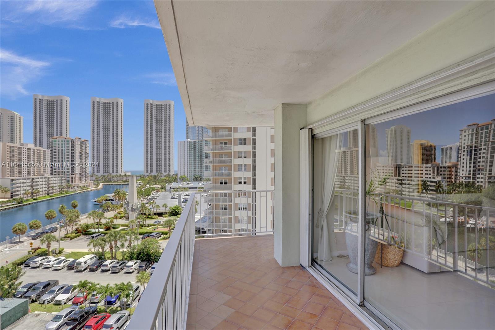 500 Bayview Dr #731, Sunny Isles Beach, Florida image 3