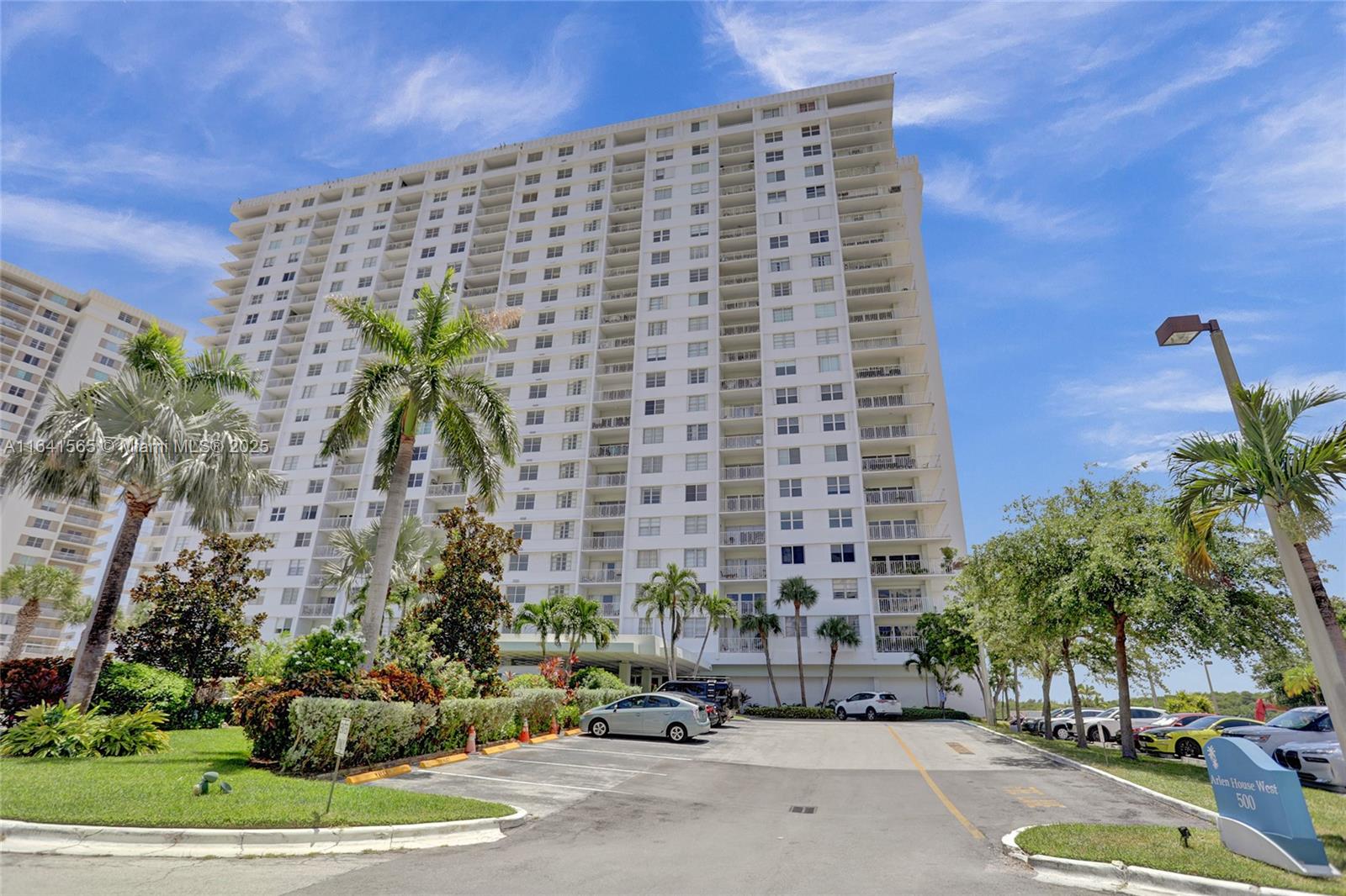 500 Bayview Dr #731, Sunny Isles Beach, Florida image 35