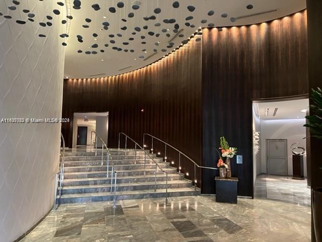 Condo for Sale in Sunny Isles Beach, FL