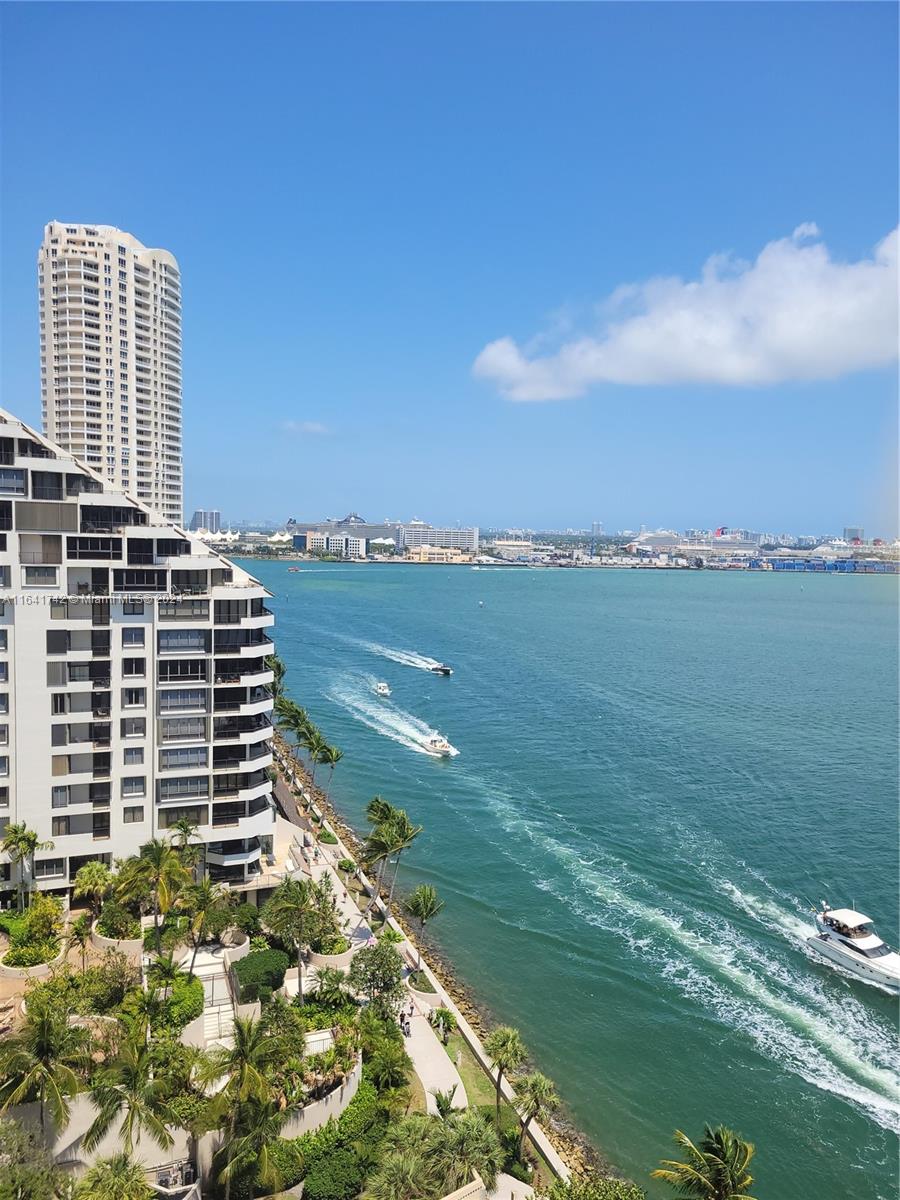 Beautifully unit 2/2 on the Brickell Key Island - Perfect view of the bay and the city. The 
building has a 24-hour concierge, valet, and security. The unit has 2 parking spaces. Stainless 
steel appliances. The elevator was recently replaced. Enjoy building amenities such as a gym, business center, 
clubroom, new pool with a bay view - 24-hour concierge, valet and security, and on-site management.