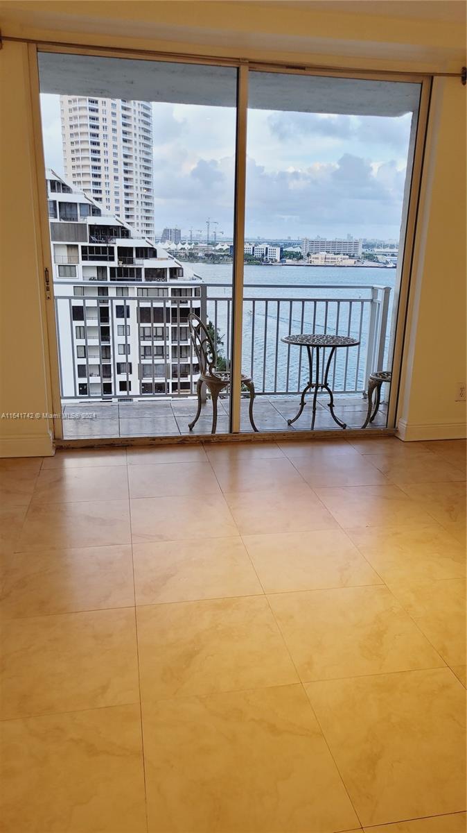 770 Claughton Island Dr #1713, Miami FL 33131
