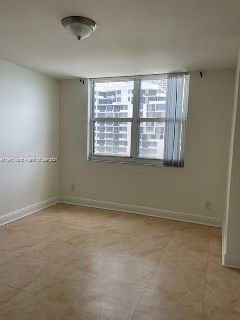 770 Claughton Island Dr #1713, Miami FL 33131