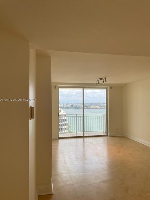 770 Claughton Island Dr #1713, Miami FL 33131