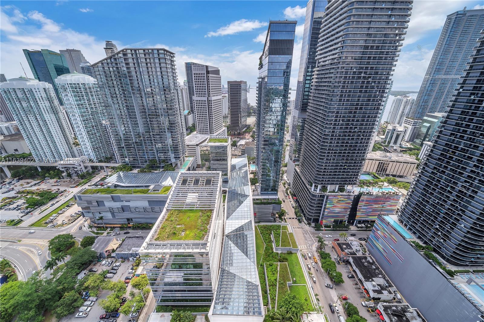 88 SW 7th St #3705, Miami FL 33130