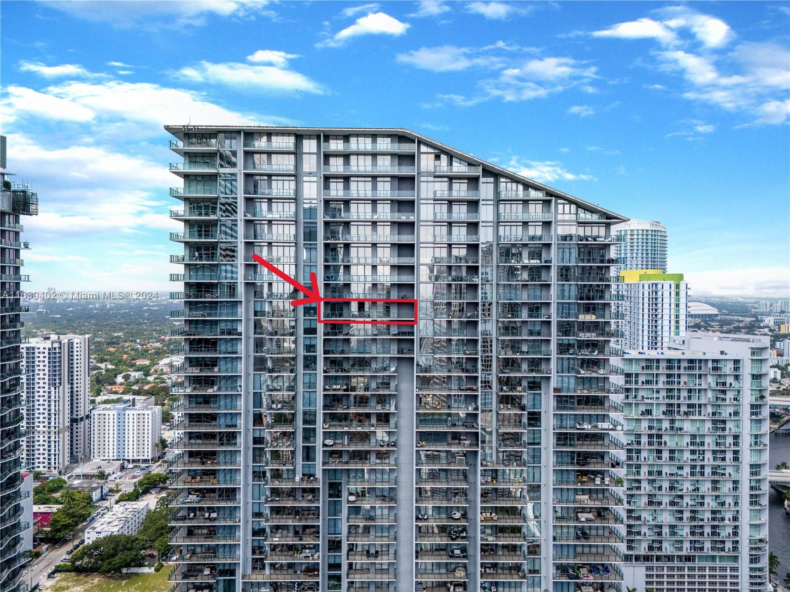 88 SW 7th St #3705, Miami FL 33130