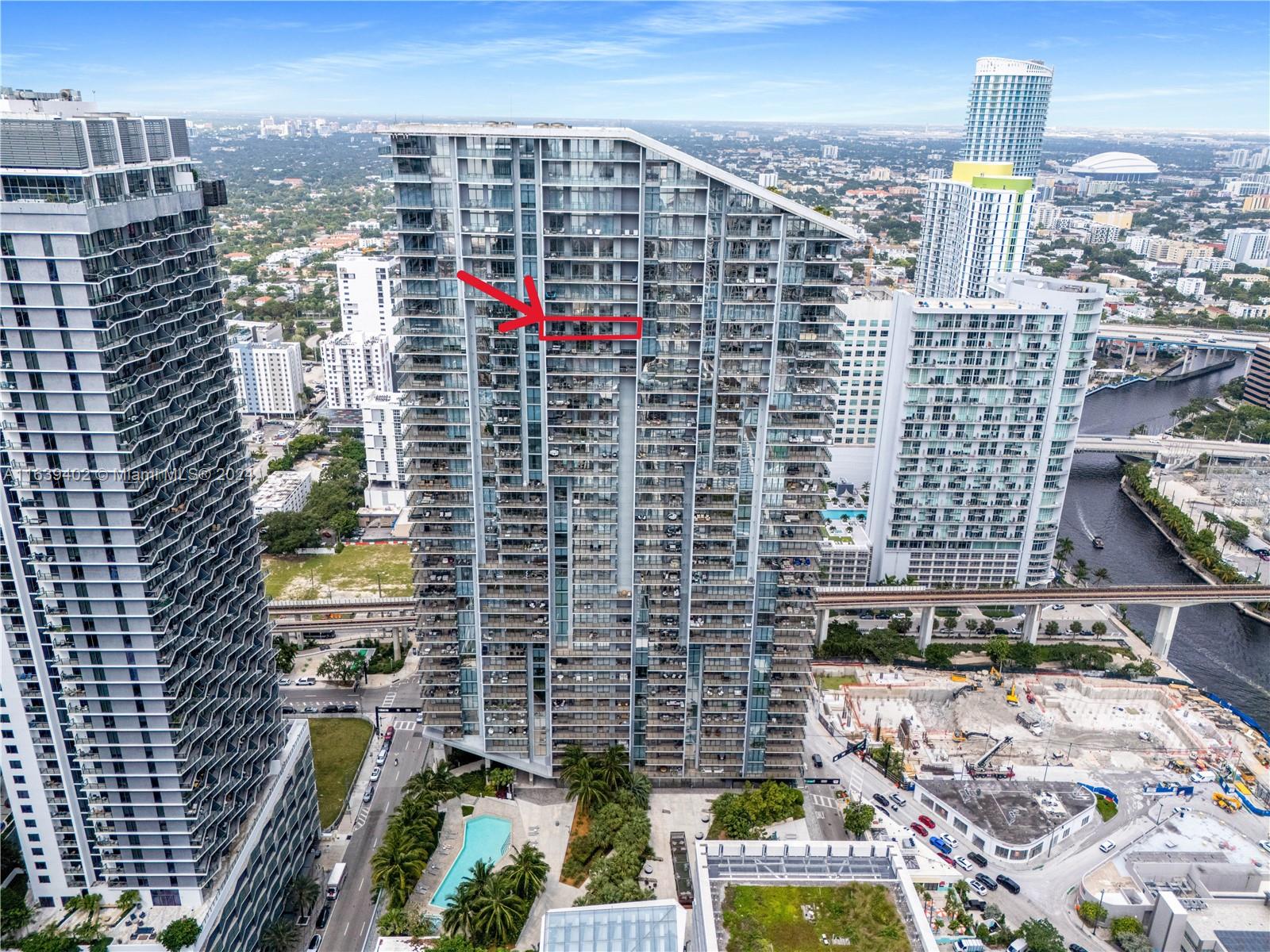 88 SW 7th St #3705, Miami FL 33130