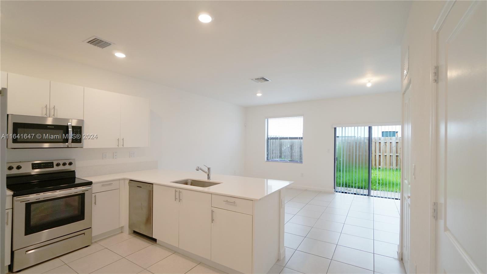 11870 SW 246th Ln, Homestead, Florida image 6