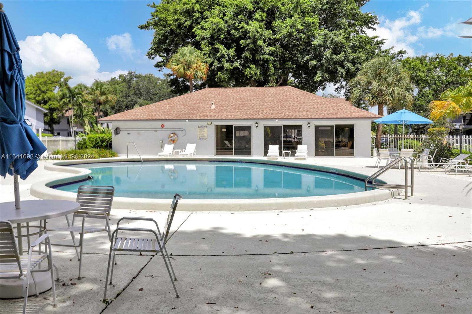 2733 S Oakland Forest Dr #203, Oakland Park, Florida image 26