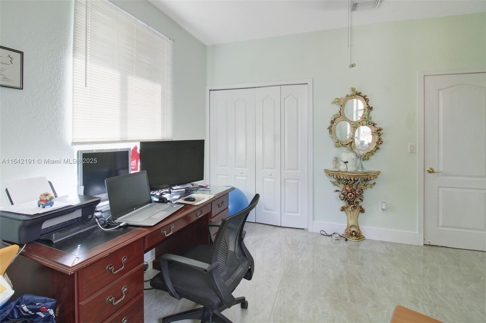 Listing Photo 21