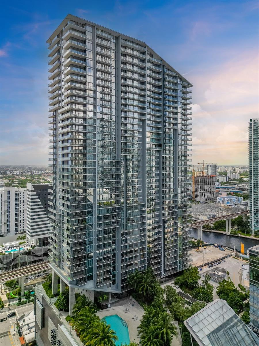 88 SW 7th St #3707, Miami, Florida image 28