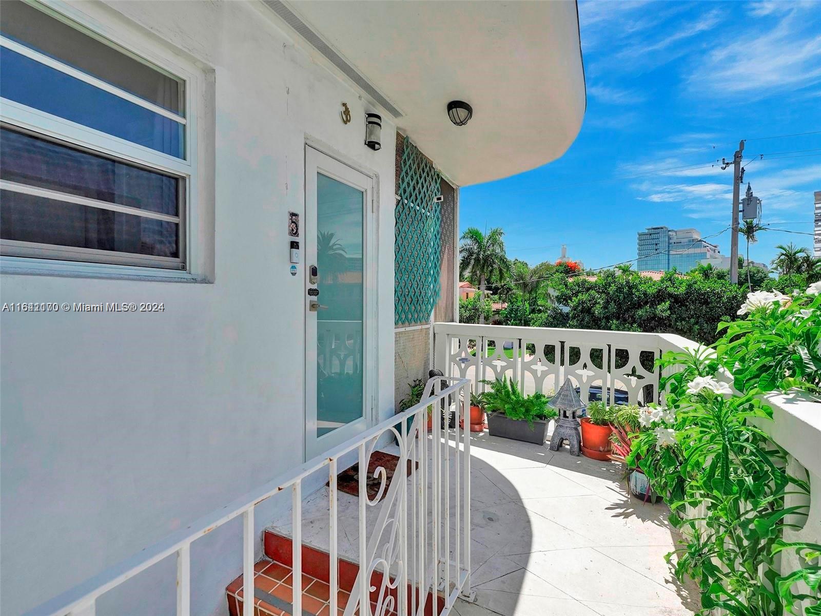 2858 Pine Tree Dr #5, Miami Beach, Florida image 34