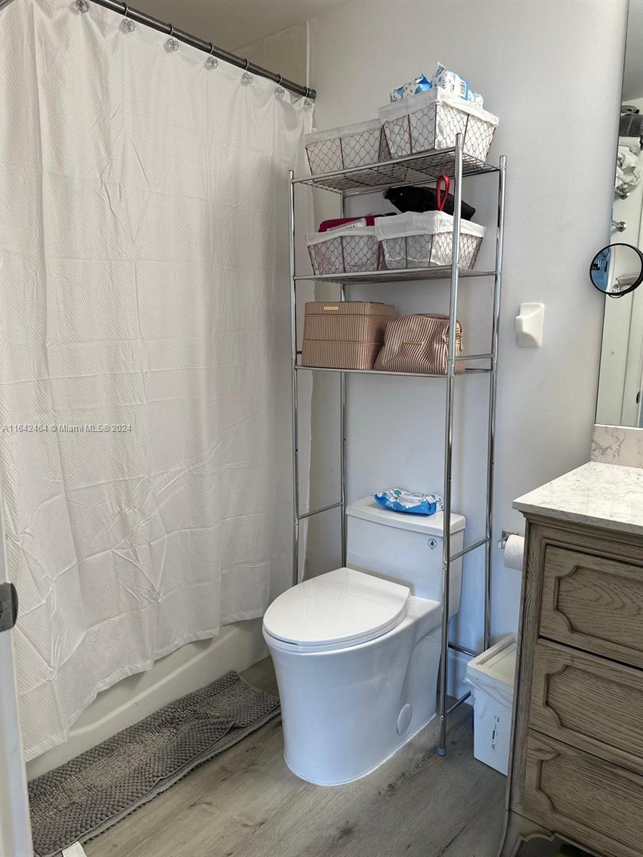 Listing Photo 18
