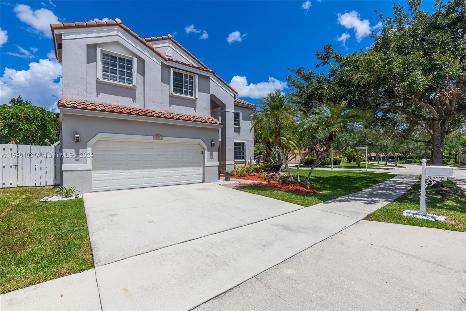 527 Cascade Falls Dr, Weston, Florida image 5