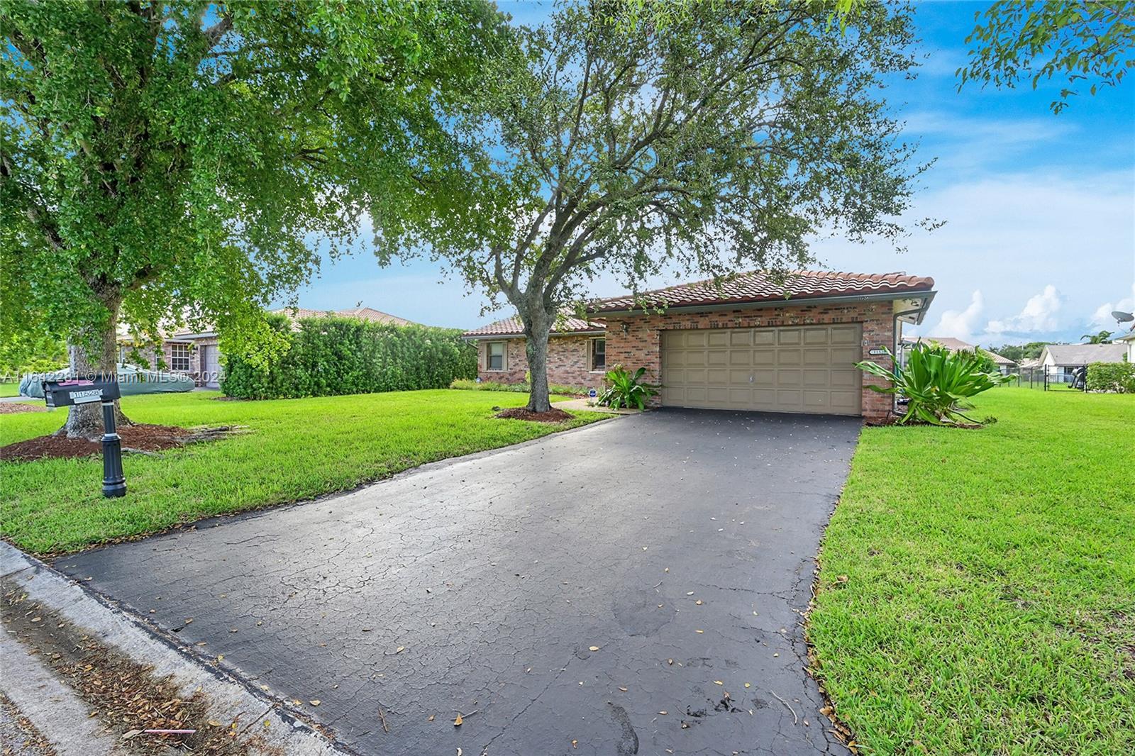 11528 NW 20th Dr, Coral Springs, Florida image 1