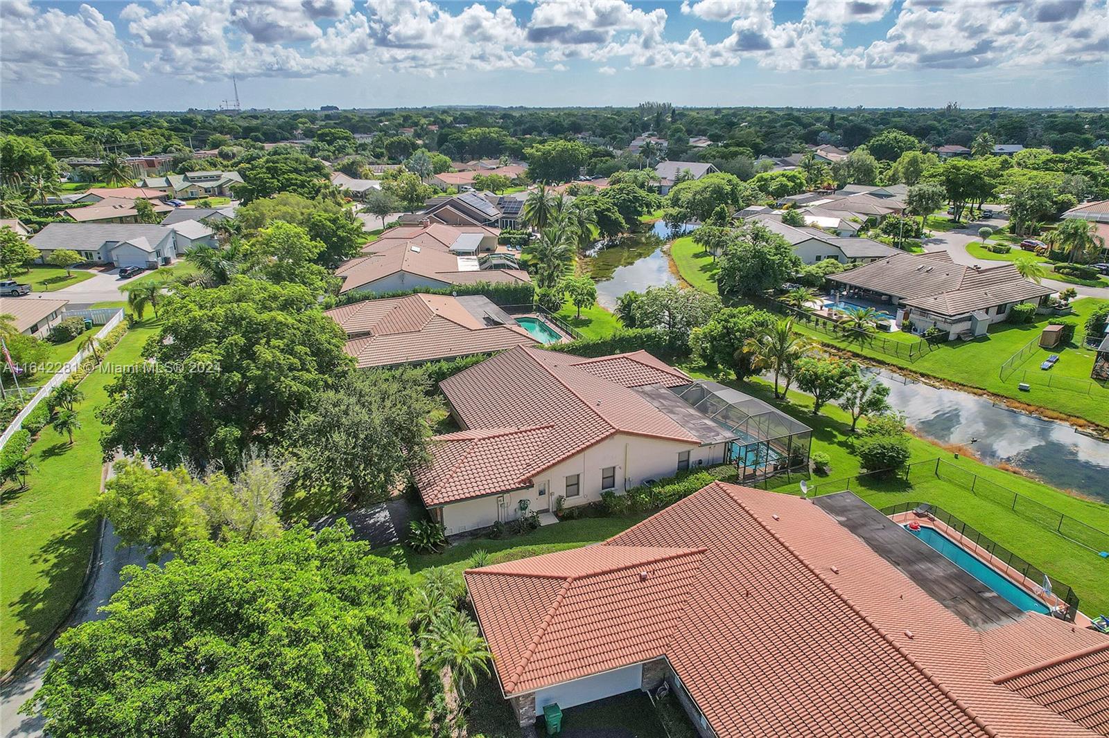 11528 NW 20th Dr, Coral Springs, Florida image 40