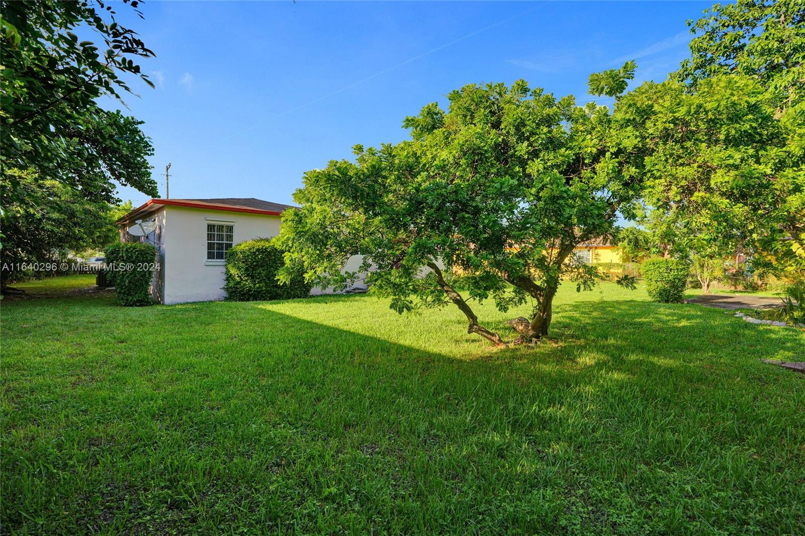 4240 SW 23rd St, West Park, Florida image 14