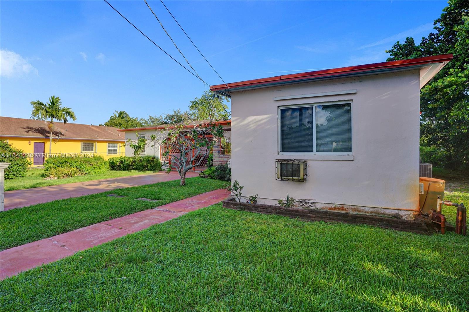 4240 SW 23rd St, West Park, Florida image 9