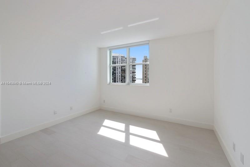 2475 Brickell Ave #1606, Miami FL 33129