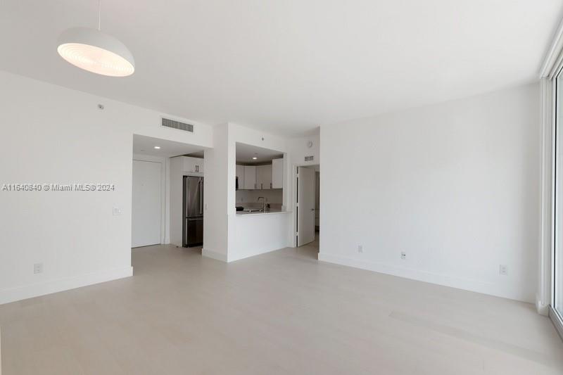 2475 Brickell Ave #1606, Miami FL 33129