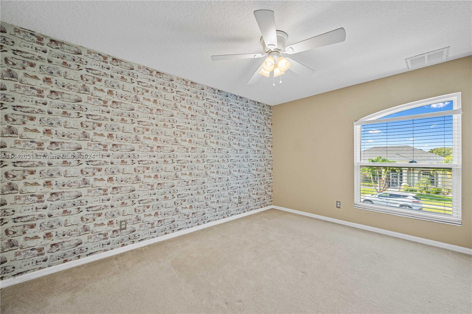 555 Hiking Trail, West Melbourne, Florida image 39