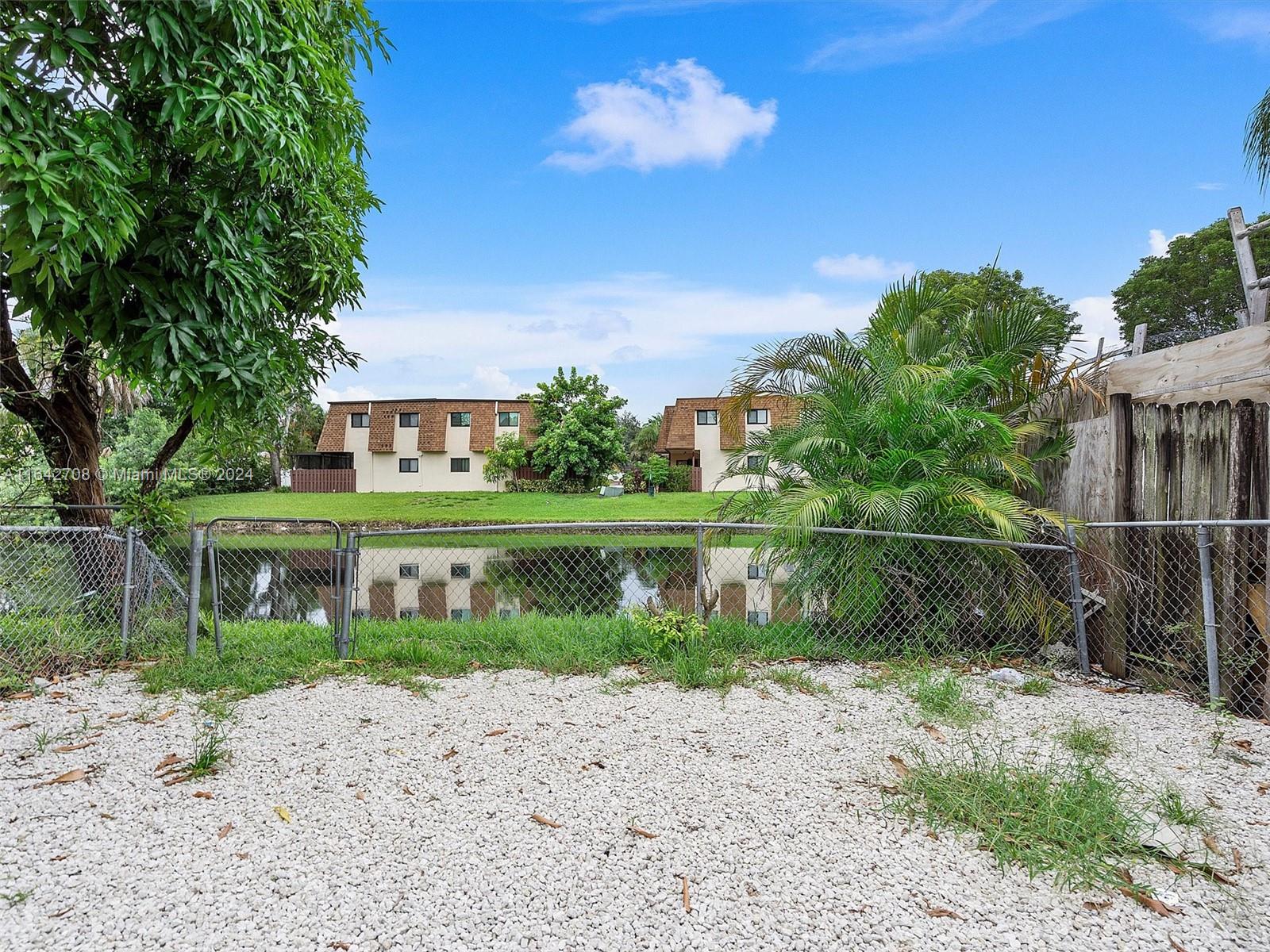 1361 Seaview, North Lauderdale, Florida image 33