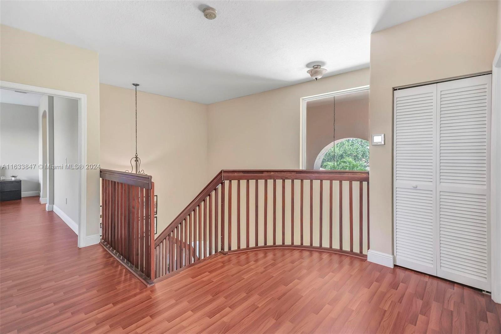 Listing Photo 15