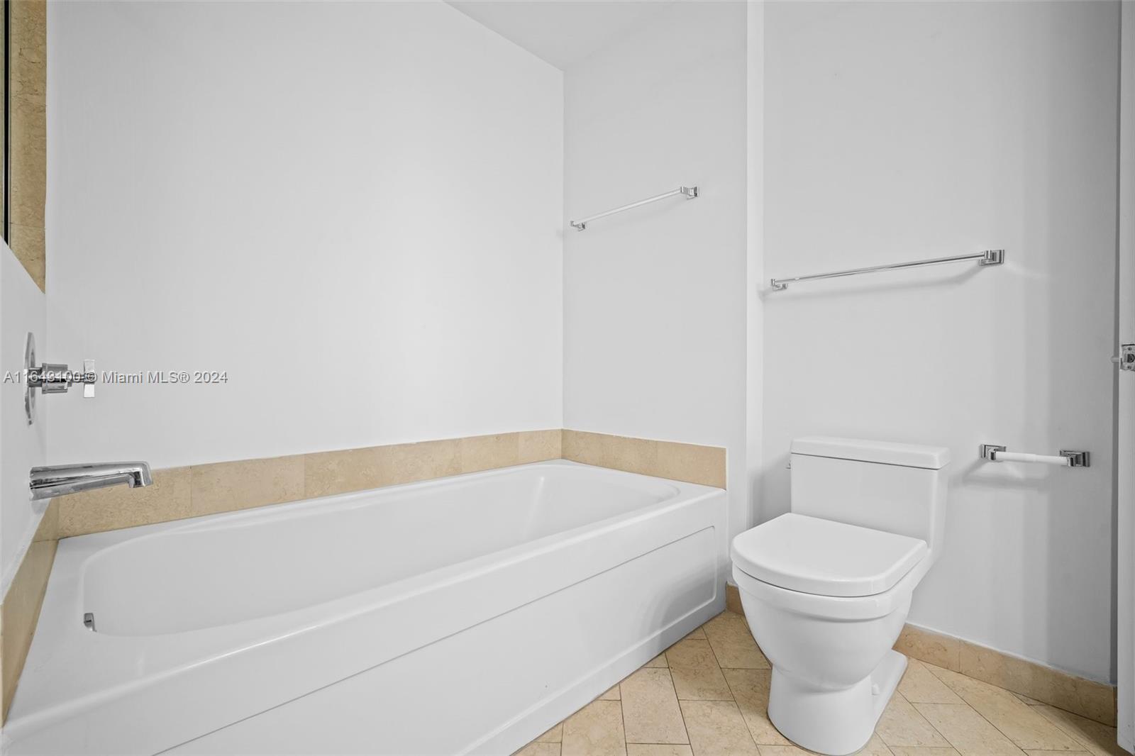 Listing Photo 13