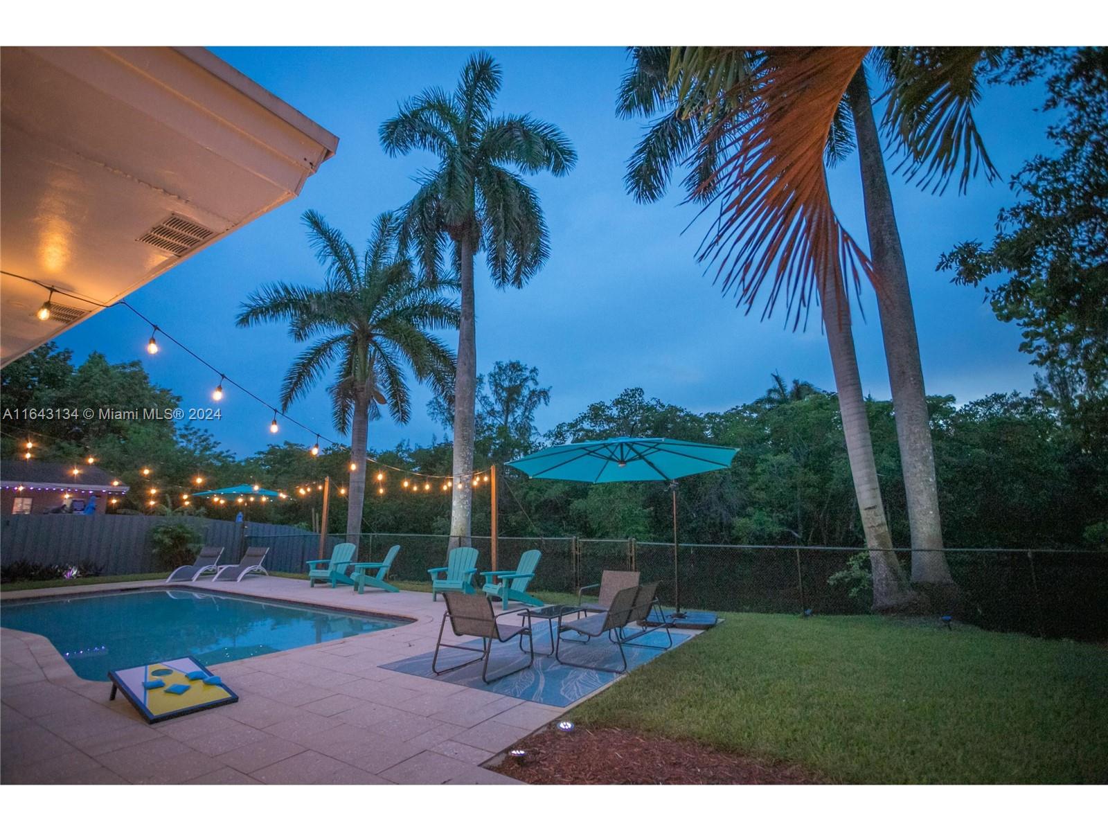 2541 NW 9th Ter, Wilton Manors, Florida image 32