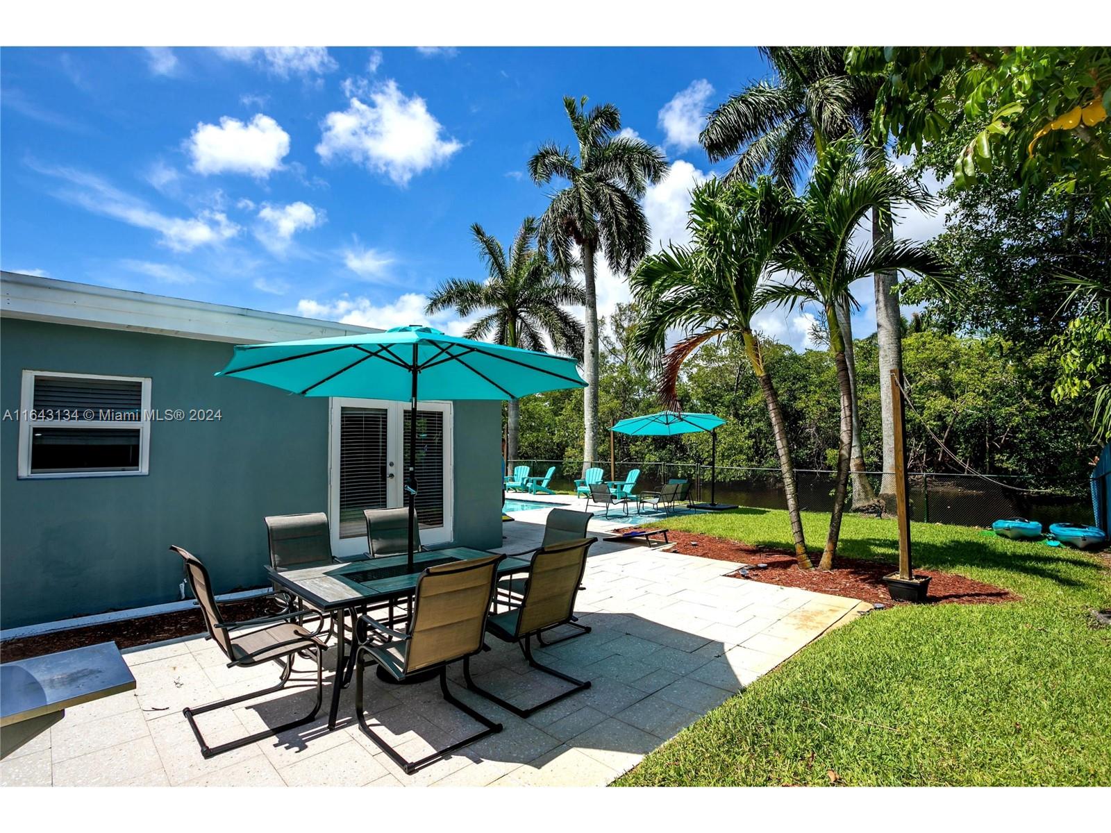 2541 NW 9th Ter, Wilton Manors, Florida image 6