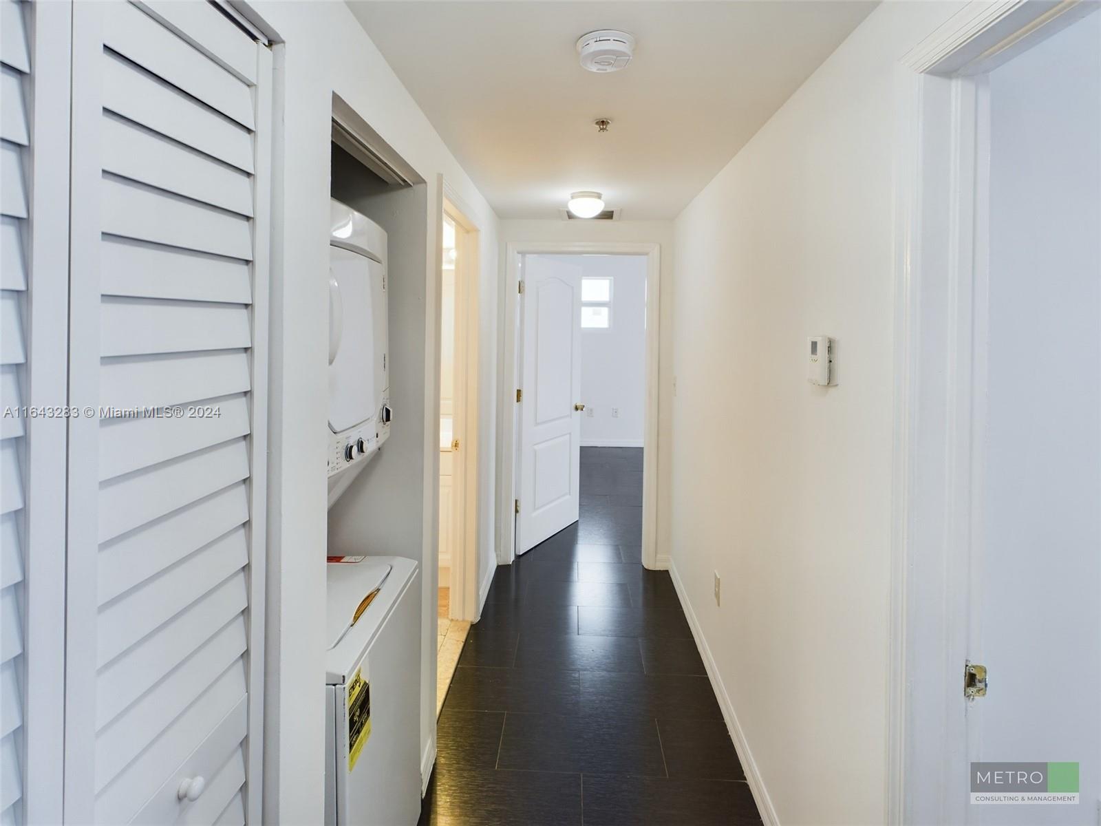 425 NE 30th St 602