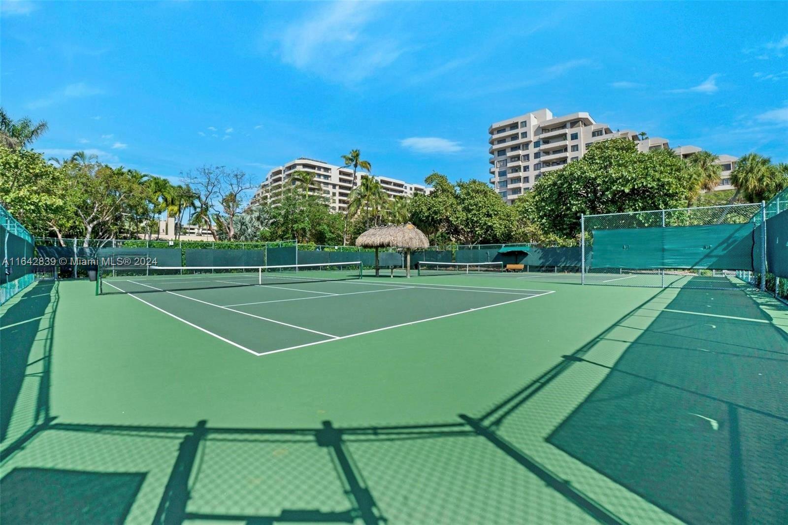 181 Crandon Blvd #106, Key Biscayne, Florida image 47