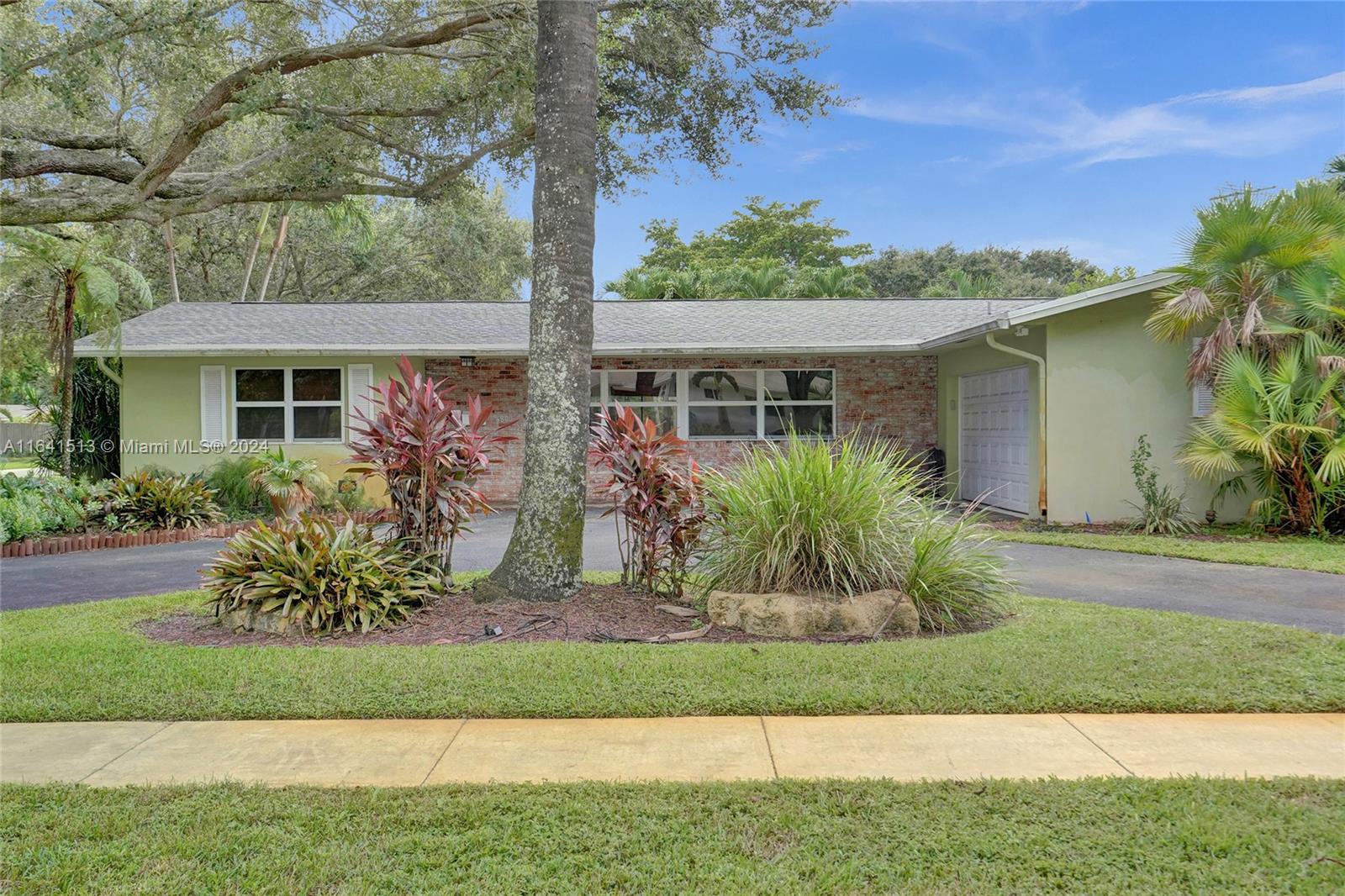 6800 NW 6th Ct, Plantation, Florida image 35