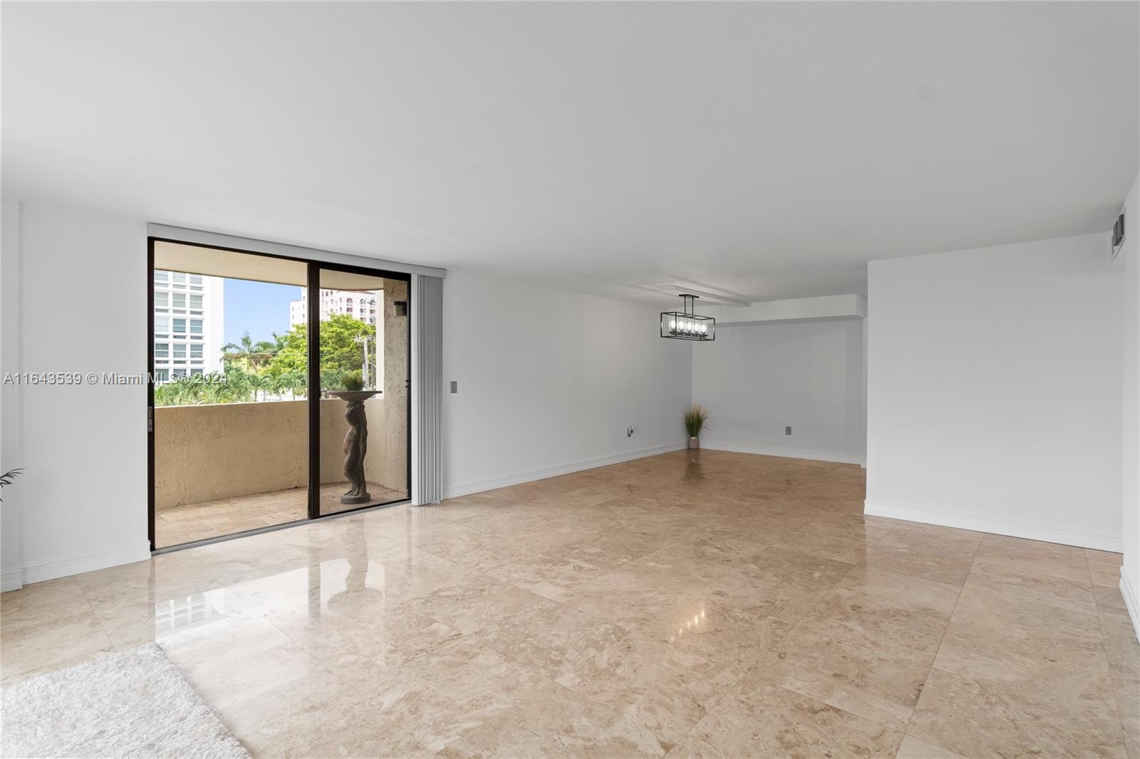 600 Biltmore Way #220, Coral Gables FL 33134
