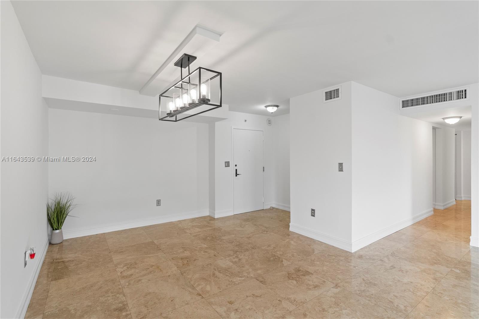 600 Biltmore Way #220, Coral Gables FL 33134