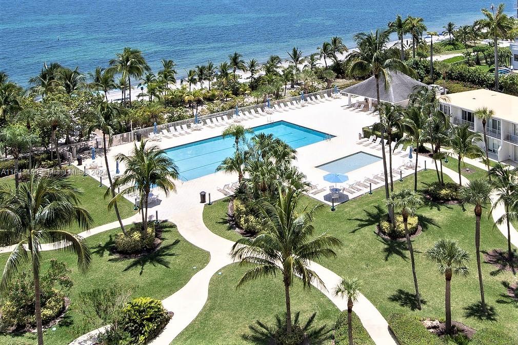 881 Ocean Dr #19C, Key Biscayne FL 33149