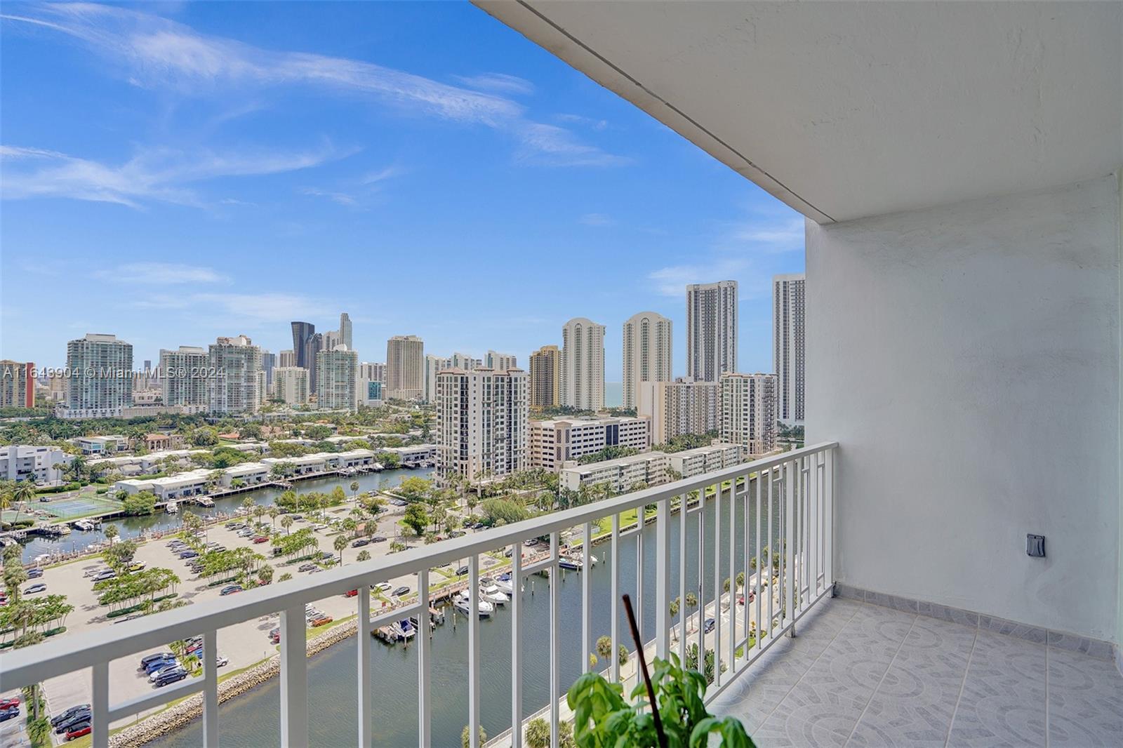 500 Bayview Dr #1923, Sunny Isles Beach, Florida image 32