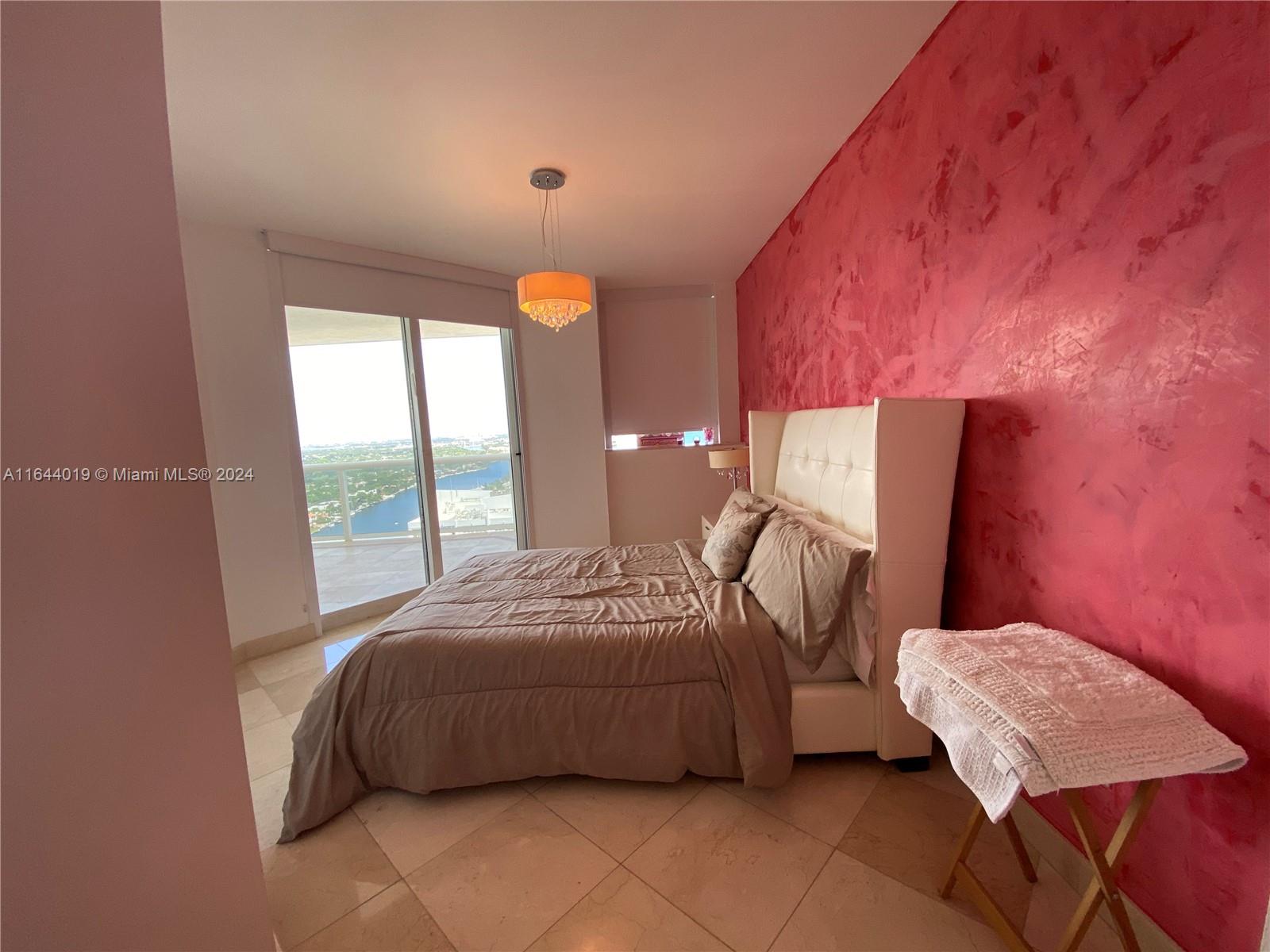 4779 COLLINS AV #3008, Miami Beach FL 33140