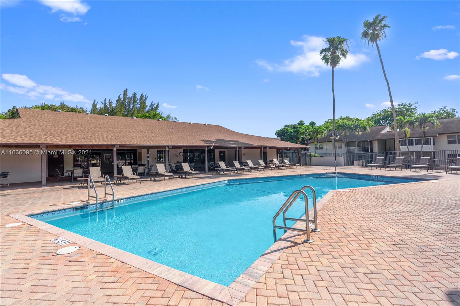 434 N Laurel Dr #1601, Margate, Florida image 12