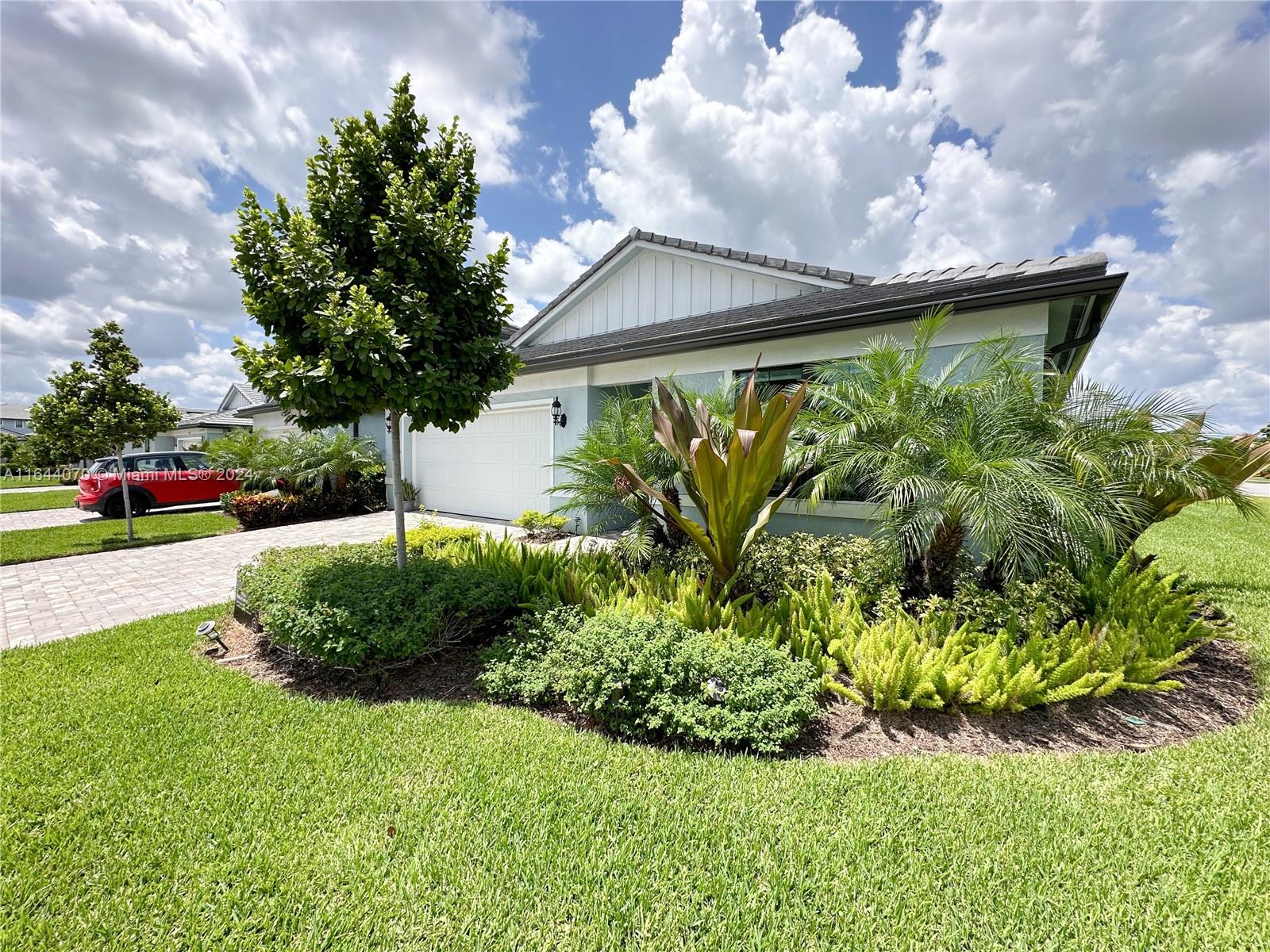 2961 Shortleaf Ave, Lauderdale Lakes, Florida image 3