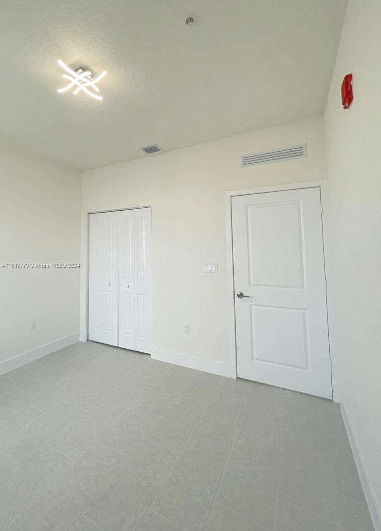 8167 NW 41st St #409, Doral, Florida image 5