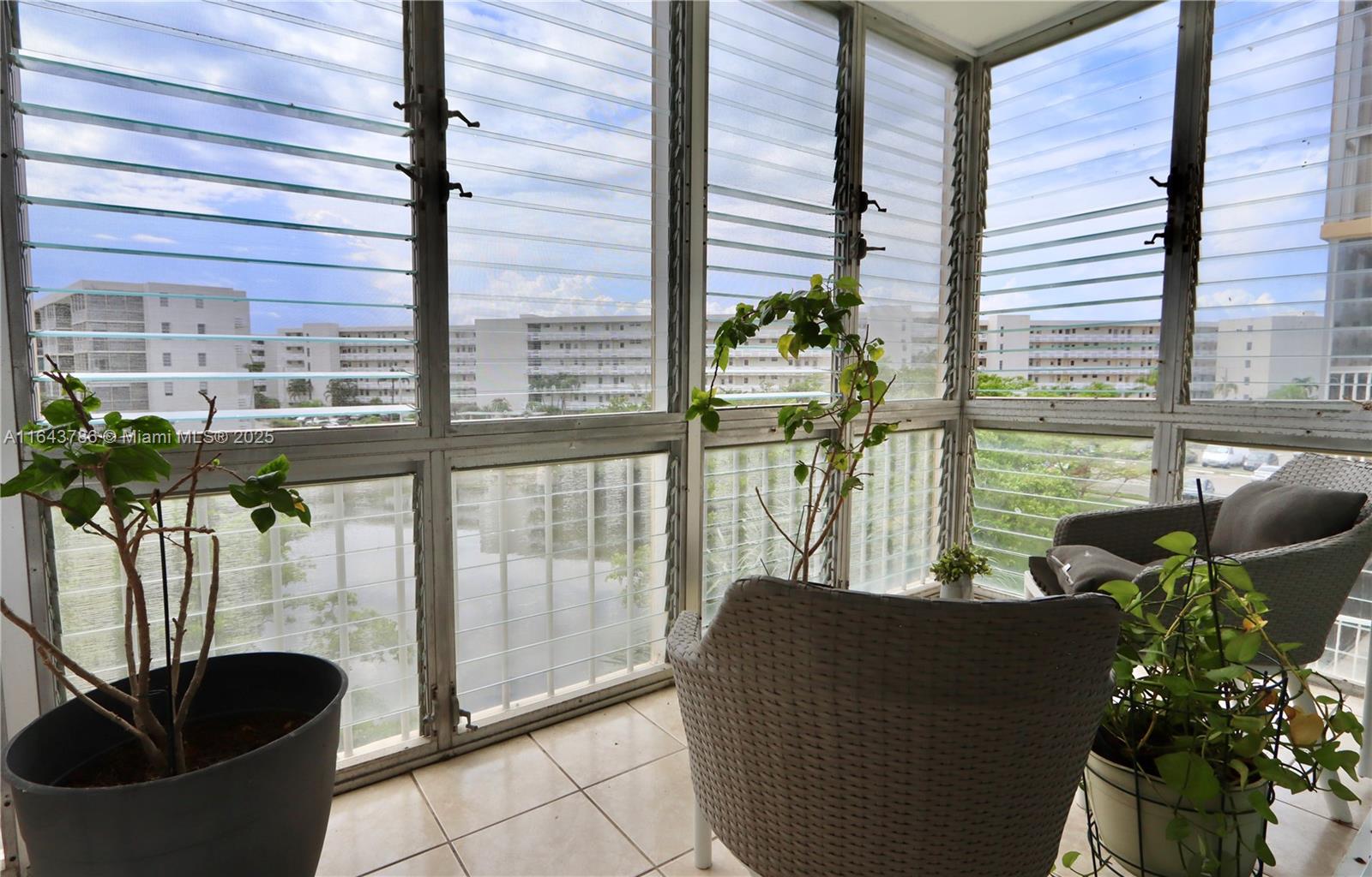 Listing Photo 14