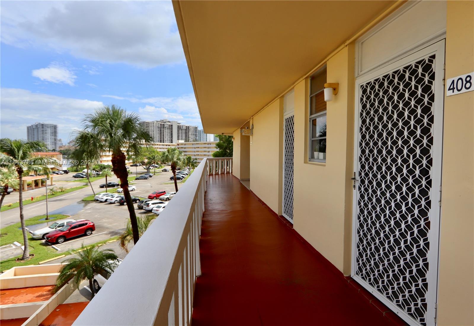 2930 Point East Dr #E408, Aventura, Florida image 36