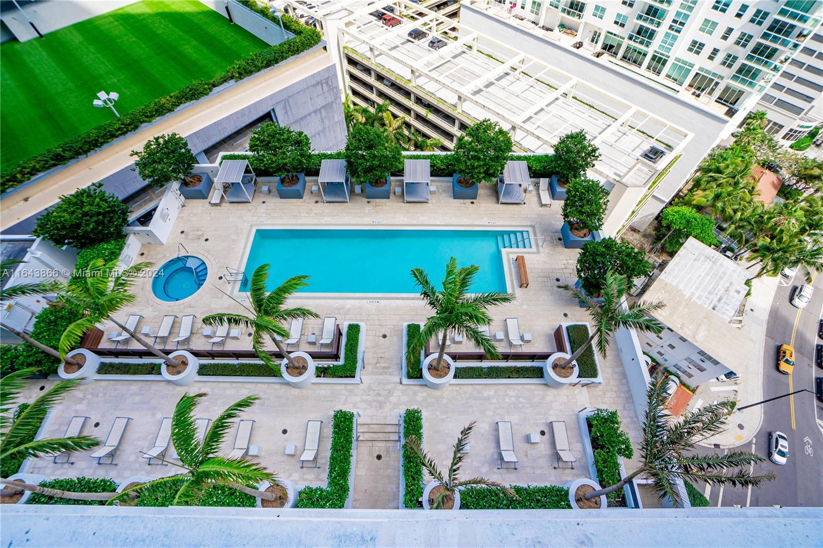 1300 Brickell Bay Dr #1912, Miami FL 33131