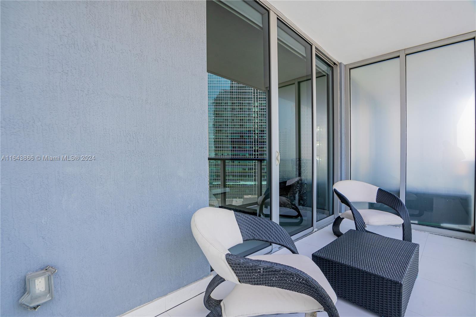 1300 Brickell Bay Dr #1912, Miami FL 33131