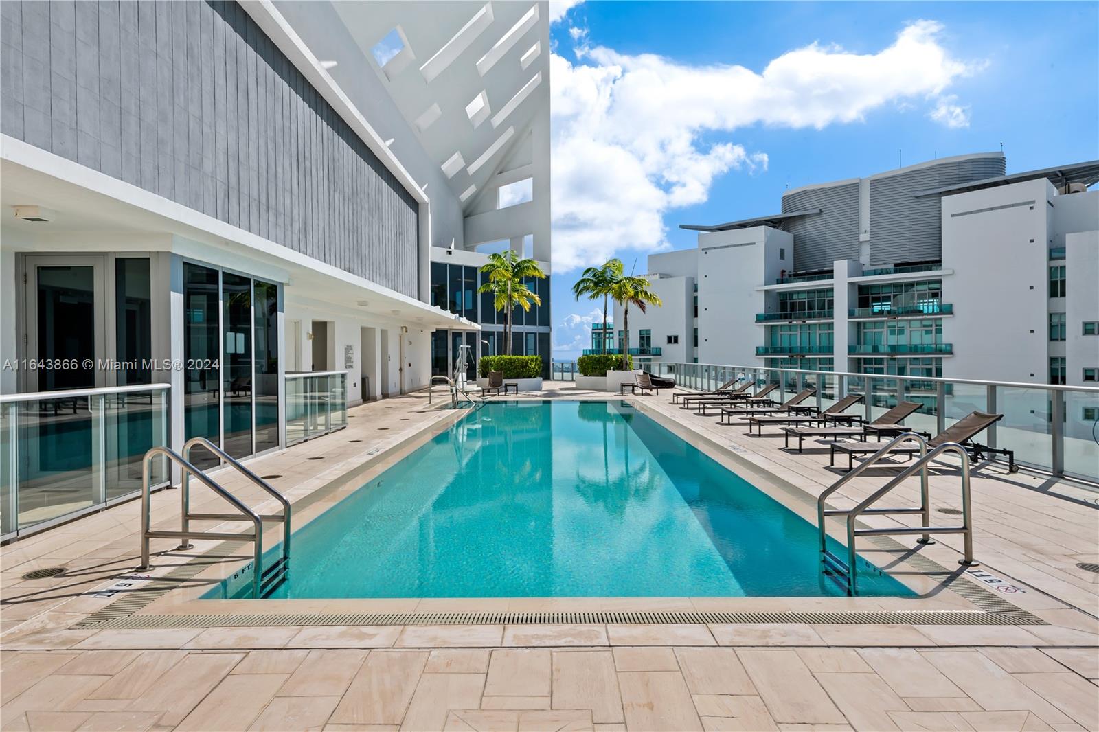 1300 Brickell Bay Dr #1912, Miami FL 33131