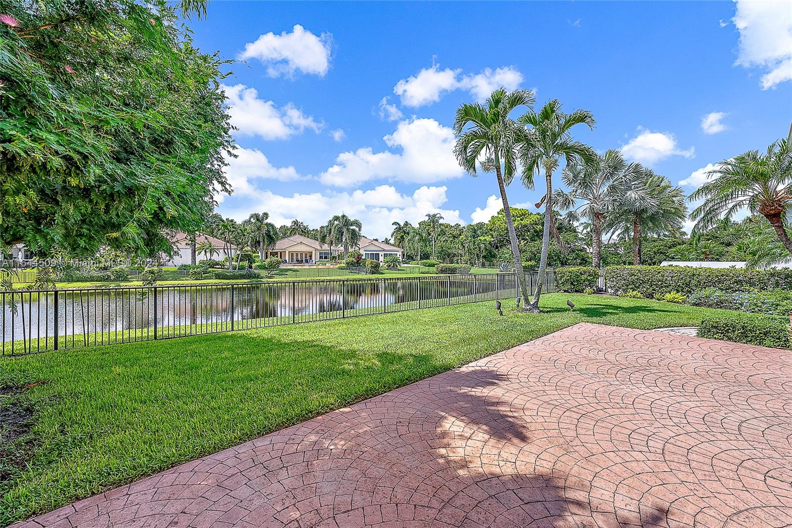 167 N Village Wy, Jupiter, Florida image 17